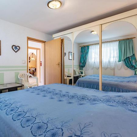 3 Bedroom Awesome Apartment In Pavicini Ngoại thất bức ảnh