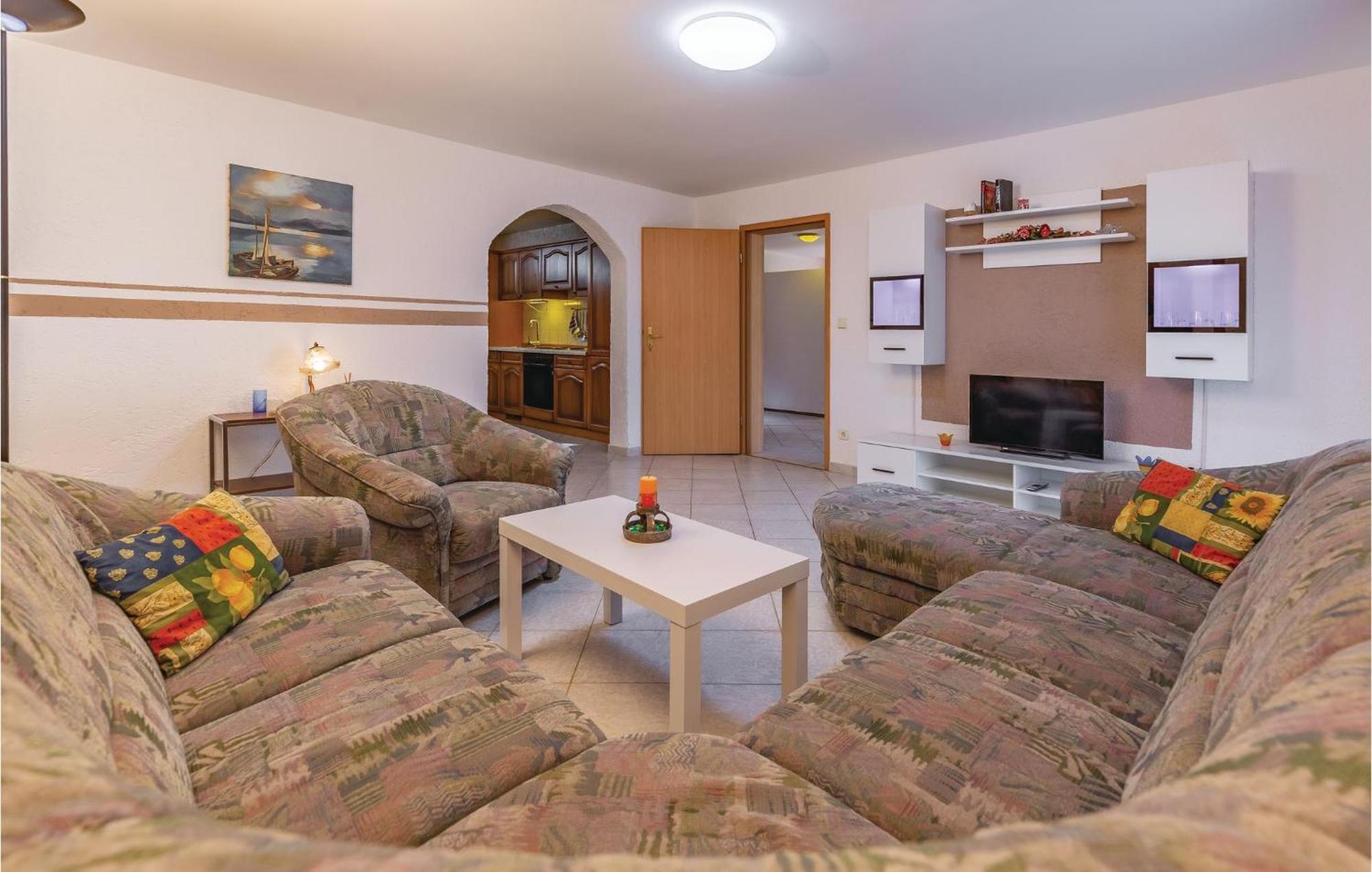3 Bedroom Awesome Apartment In Pavicini Ngoại thất bức ảnh
